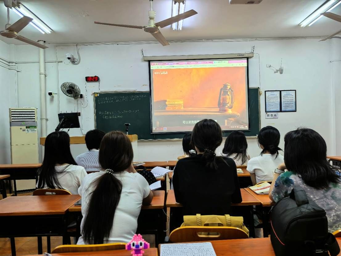 会议室里的人们 AI 生成的内容可能不正确。